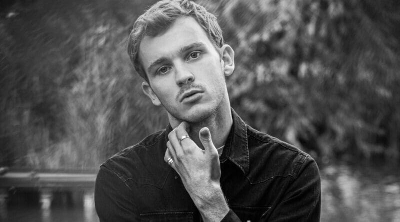 Joker 2 (Joker: Folie a Deux) Harry Lawtey The Nerdy Basement